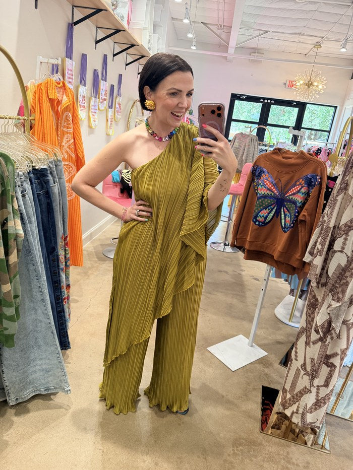 3 Ways to Style the Olive Chic Set