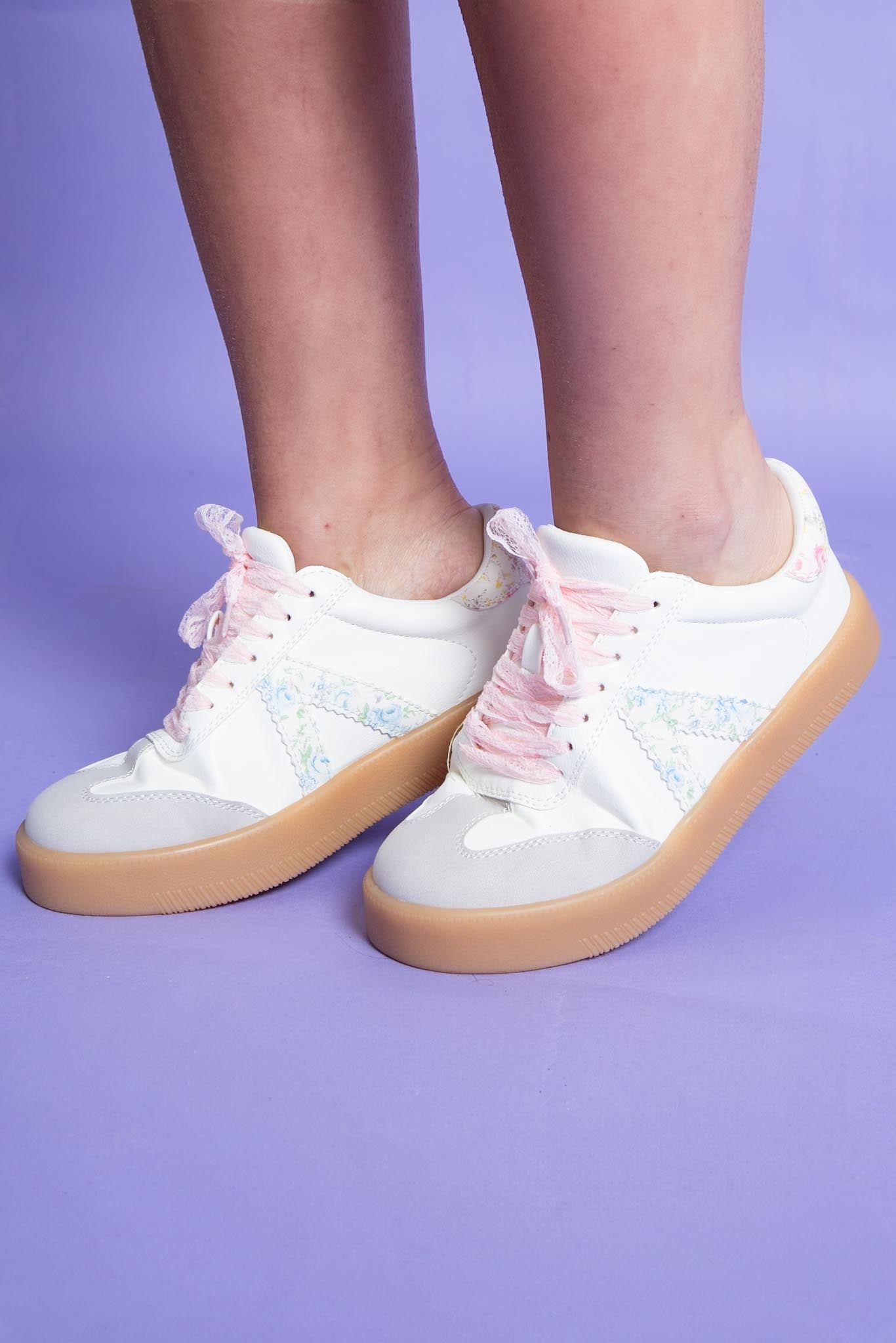 Axel Floral Sneaker