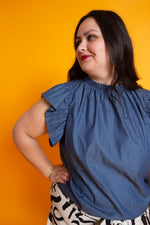 Load image into Gallery viewer, The Chloe Tie Top | Curvy
