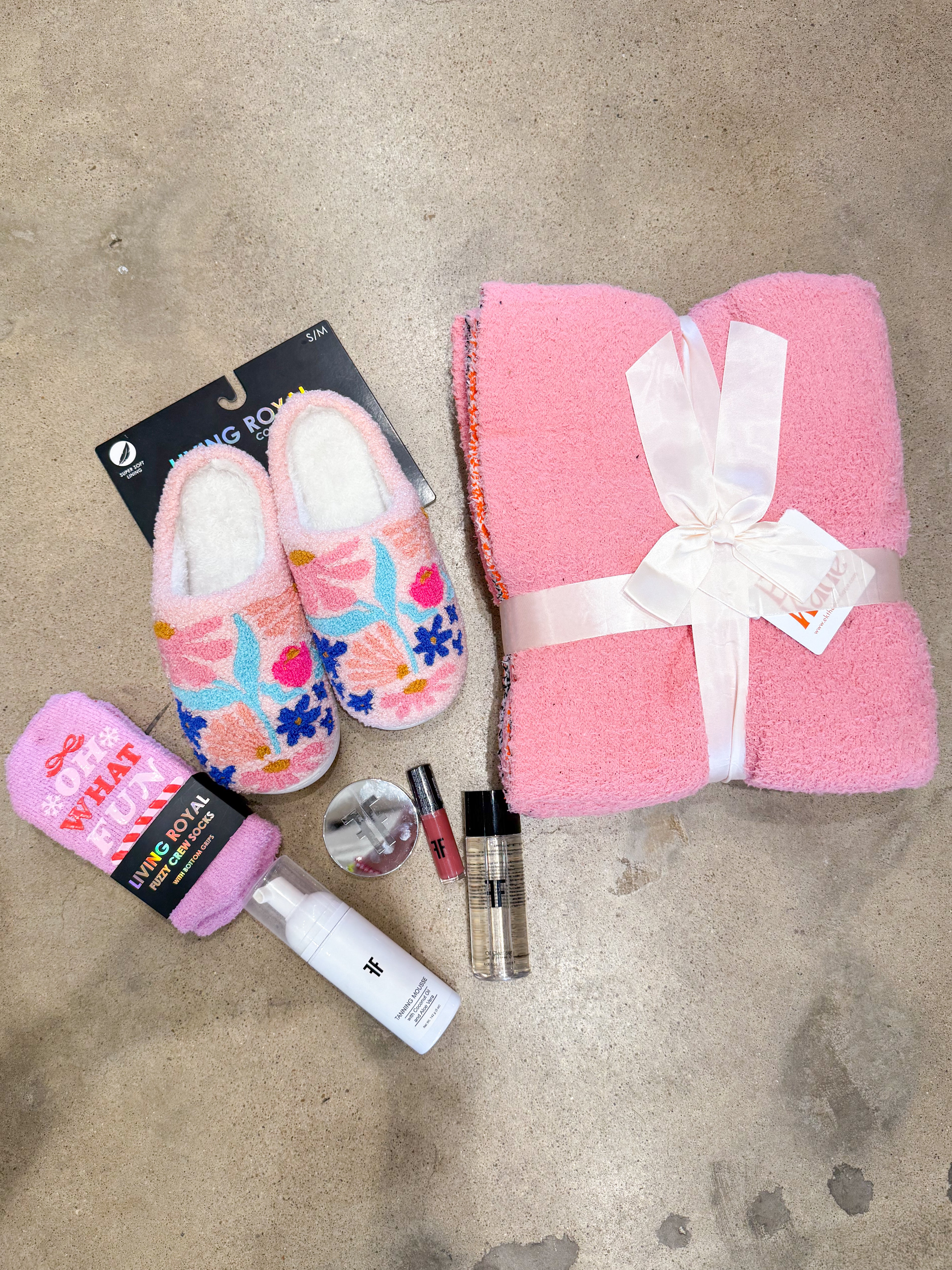 Treat Yourself bundle! | Cozy + Cosmetic