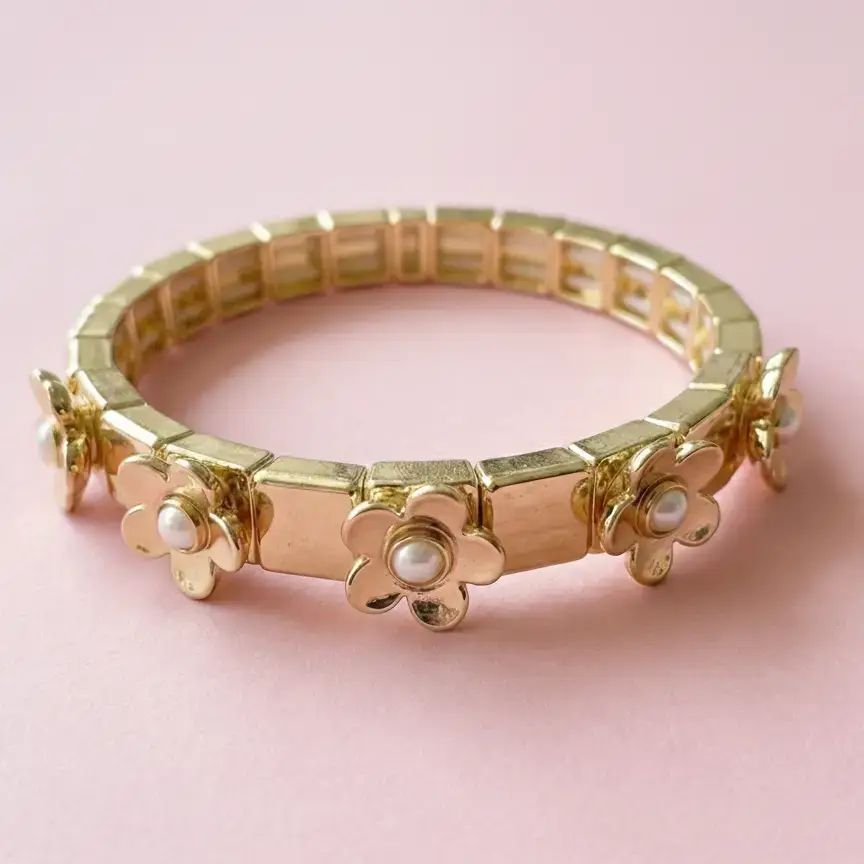 Taylor Elliott | Flowers W/ Pearls - Poppy Bracelet