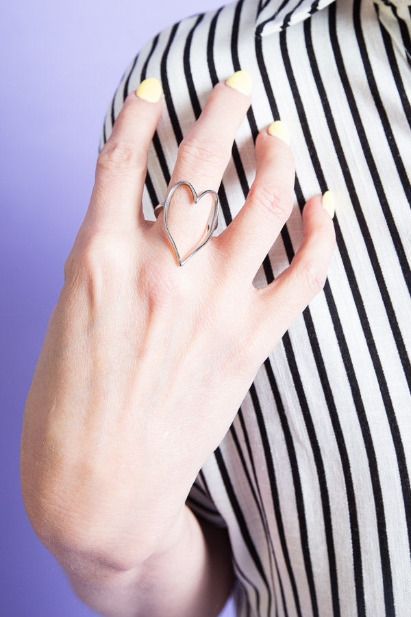 Chansutt Pearls | Heart Ring Silver
