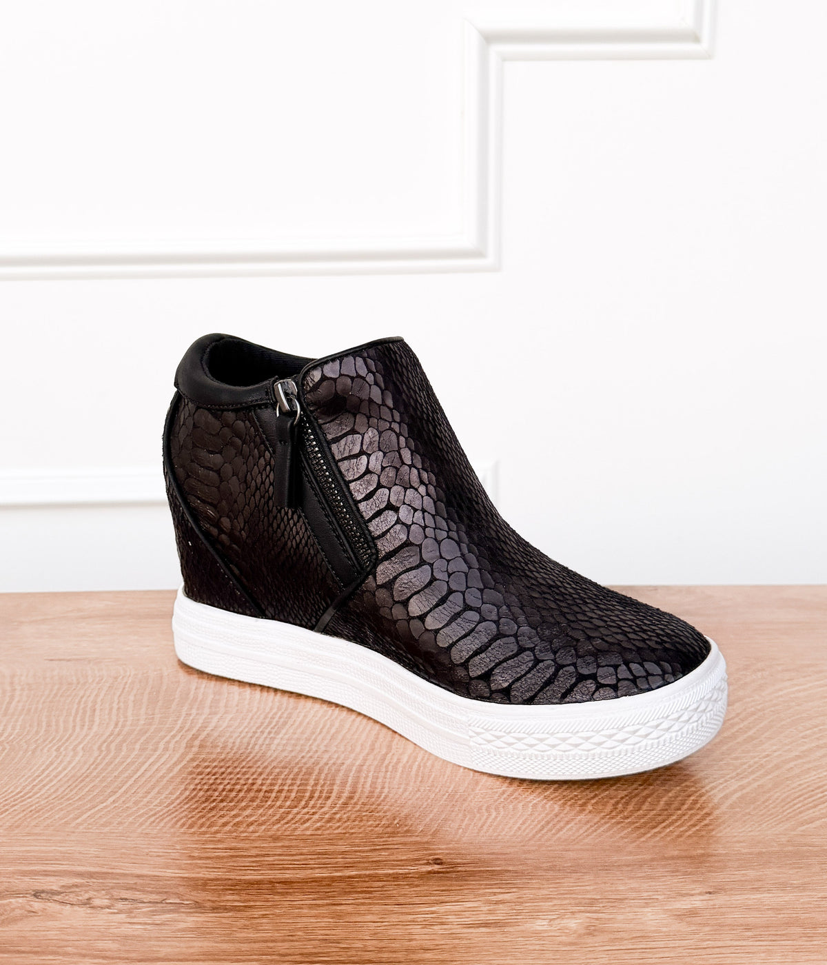 Timmibelle Wedge Sneaker in Black