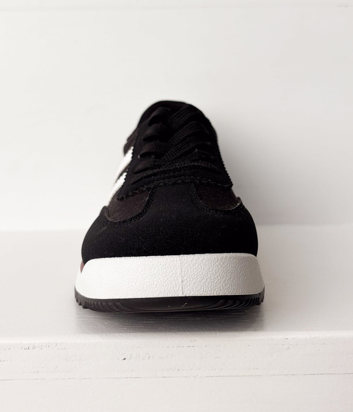 Tokyo Dual Stripe Sneakers in Black