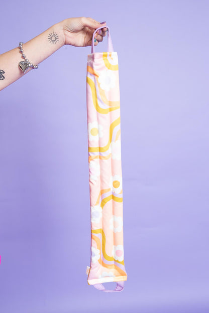Wavy Daisy Weighted Neck Wrap
