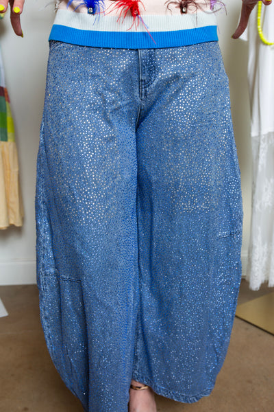 Queen Of Sparkles | Rhinestone Barrel Jeans