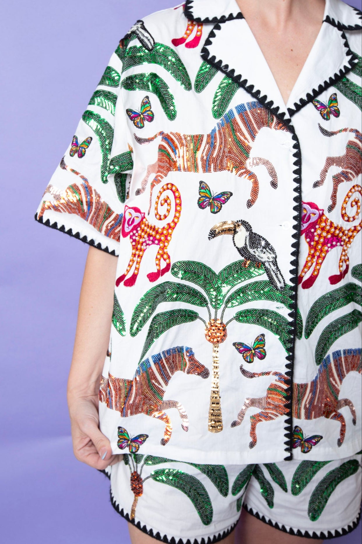 QUEEN OF SPARKLES  | Safari Top