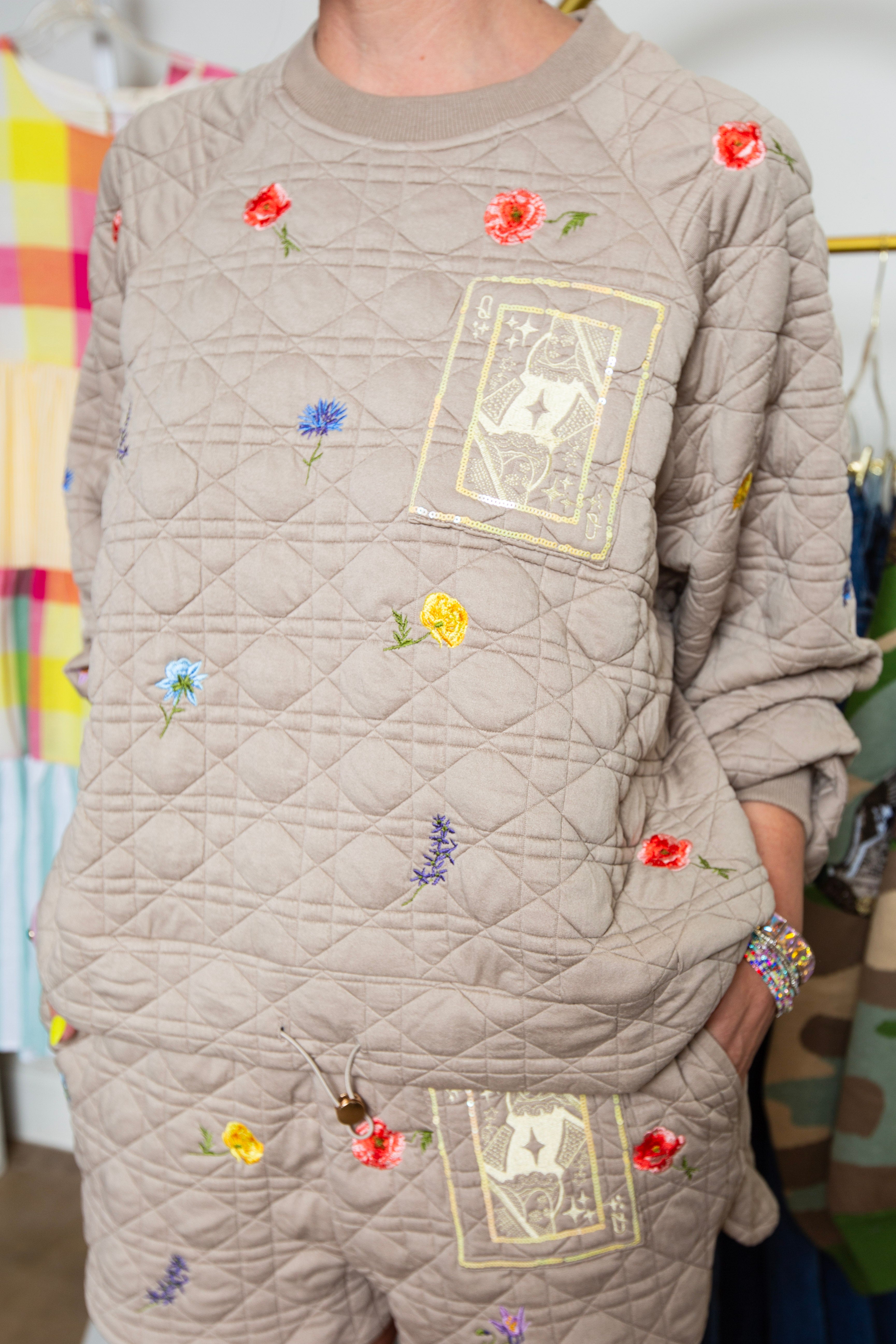 Queen Of Sparkles | Quilted Floral Card Logo Crew Neck