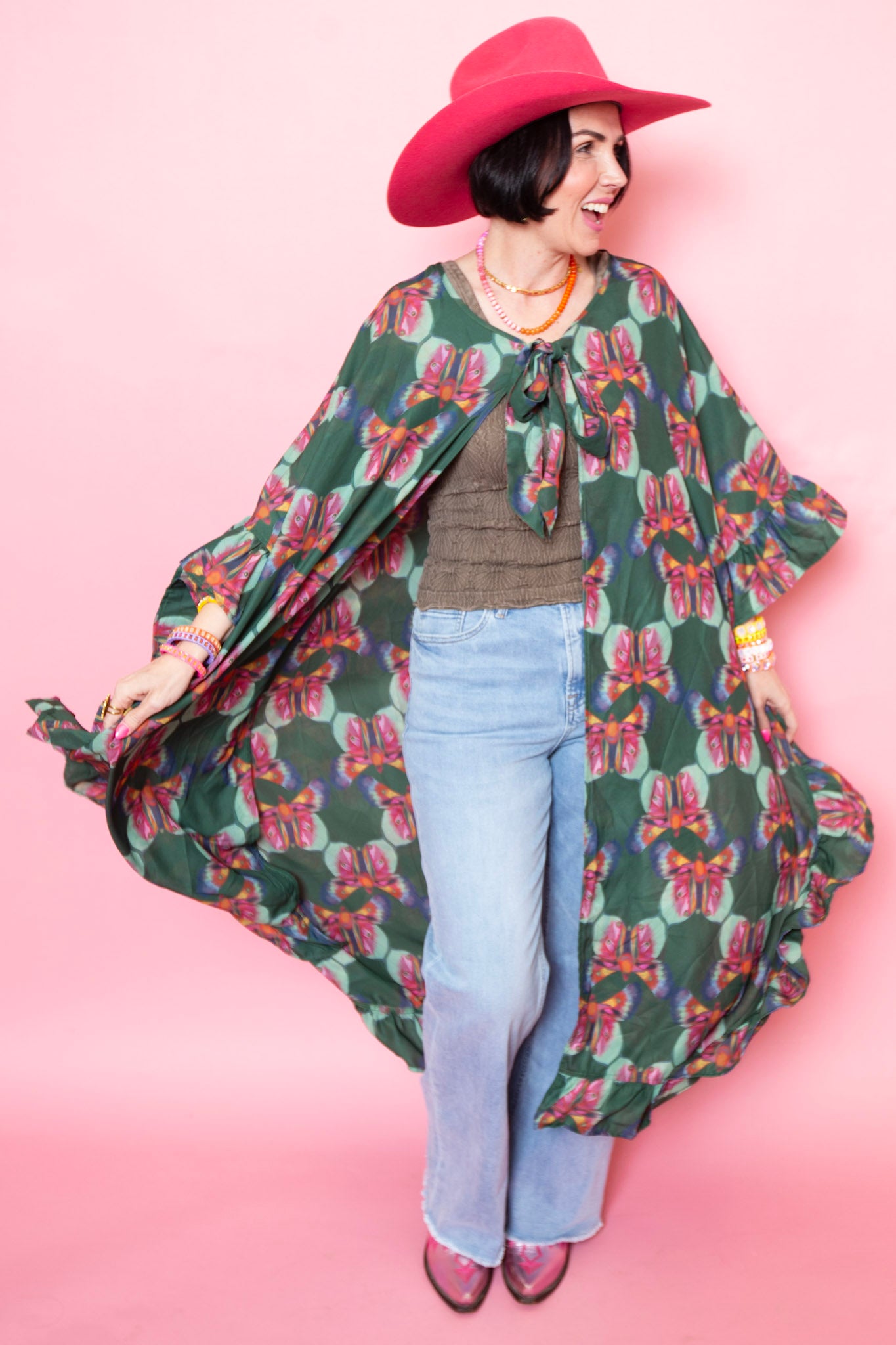 Lillith Cape Mariposa