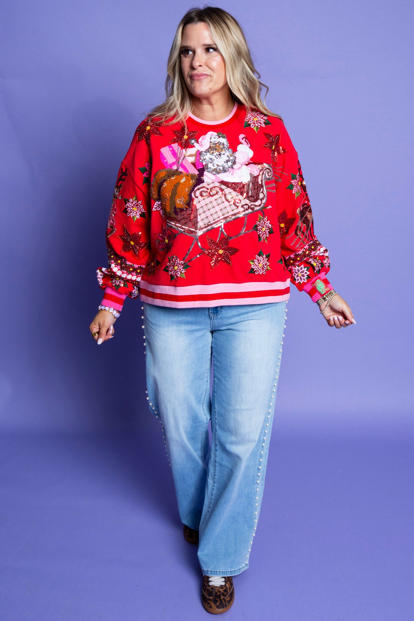 QUEEN OF SPARKLES | Red & Pink Vintage Poinsettia Santa Sweatshirt