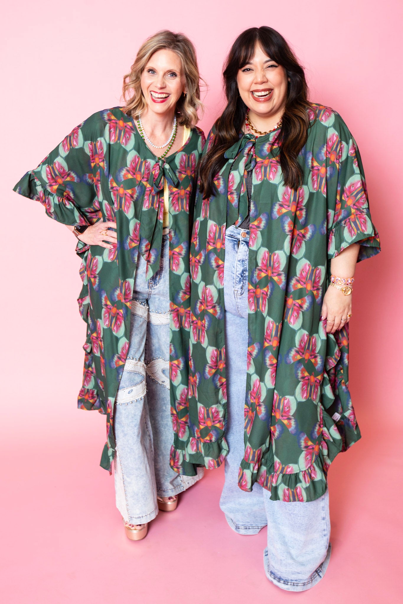 Lillith Cape Mariposa