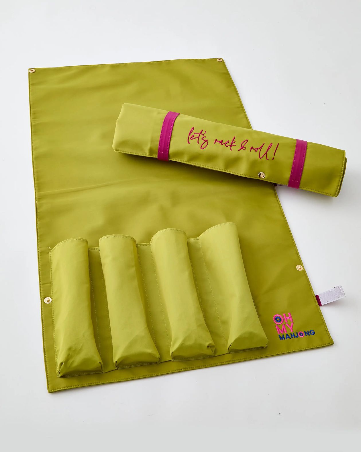 OH MY MAHJONG | Olive Let's Rack & Roll Bag