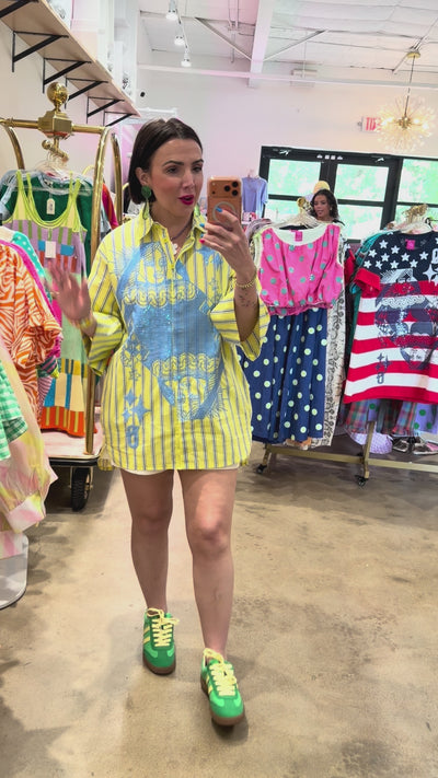 QUEEN OF SPARKLES WOMEN | Green and Aqua Queen Card Cotton tunic